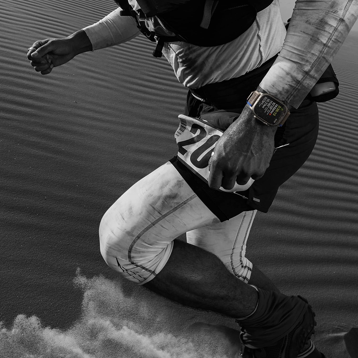 Apple Watch Ultra GPS+Cellular 49mm Titanium MidnightOceanBand OneSize Elite