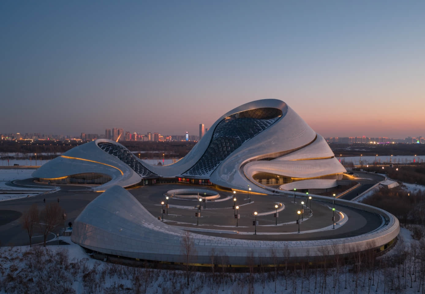 DJI Mavic 4 Pro 48MP Camera 50x Zoom Low Light Performance OcuSync 3.0 for Professional Filming Global Version Elite