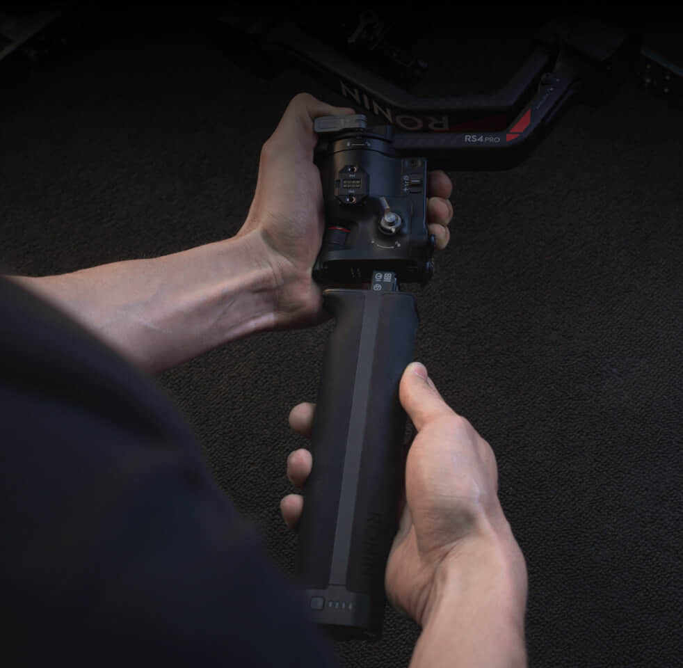 For DJI RS 4 Pro 3-Axis Gimbal Stabilizer for DSLR Cinema Cameras Compatible for Canon Native Vertical Shooting 4.5kg (10lbs) Elite