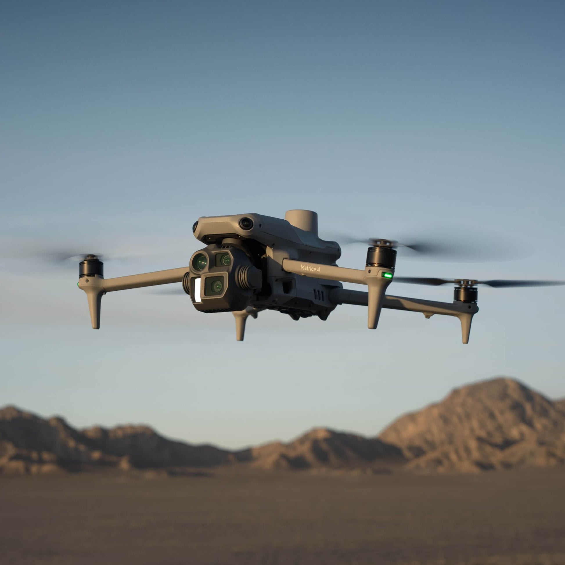 DJI Matrice 4E Commercial Drone for Surveying Power Patrol Water Conservation Forestry 4K UHD 49 min GPS+Galileo+BeiDou+GLONASS Elite